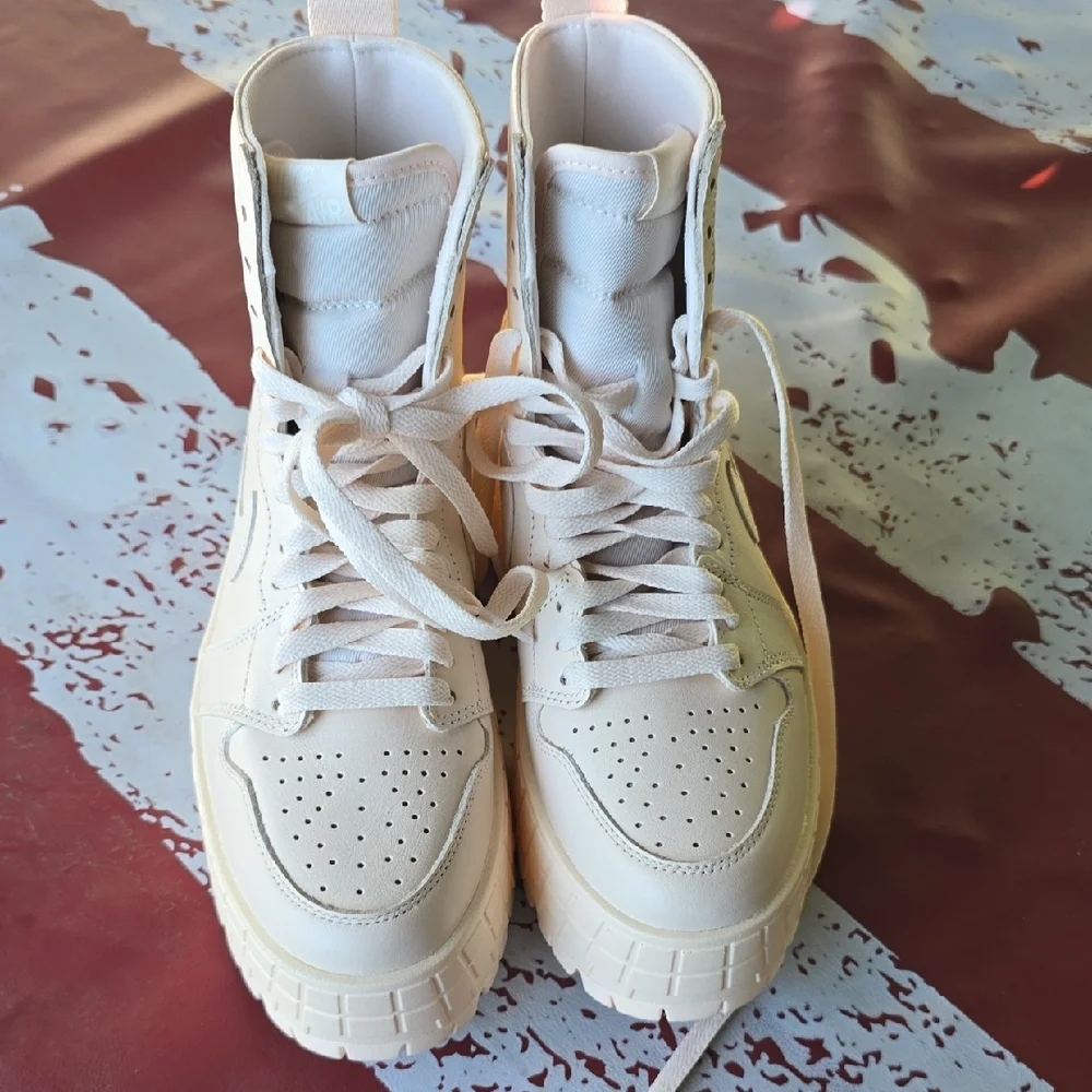 Stylish Cream High-Top Sneakers - Picture 1 of 5